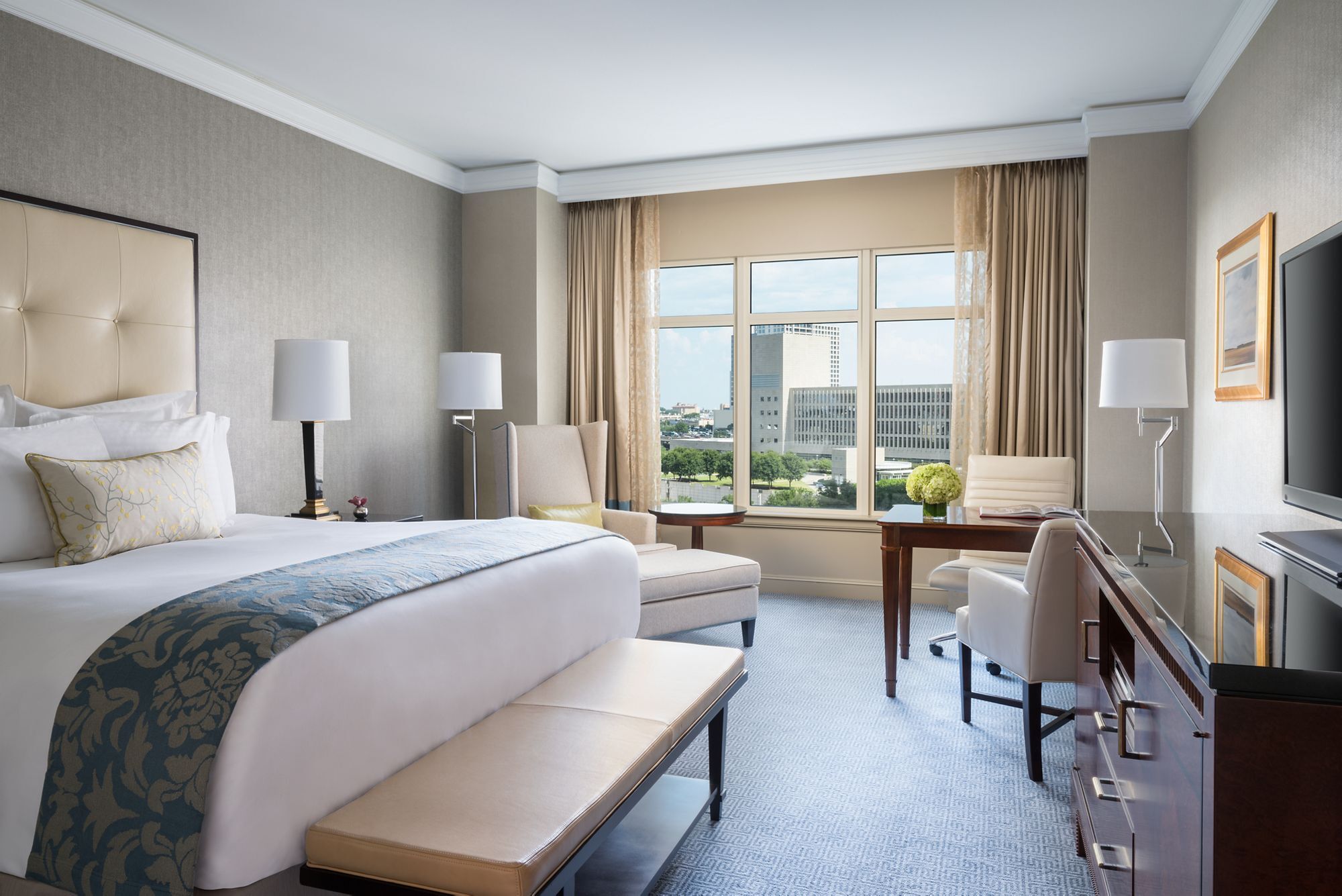 The Ritz-Carlton near The Victor